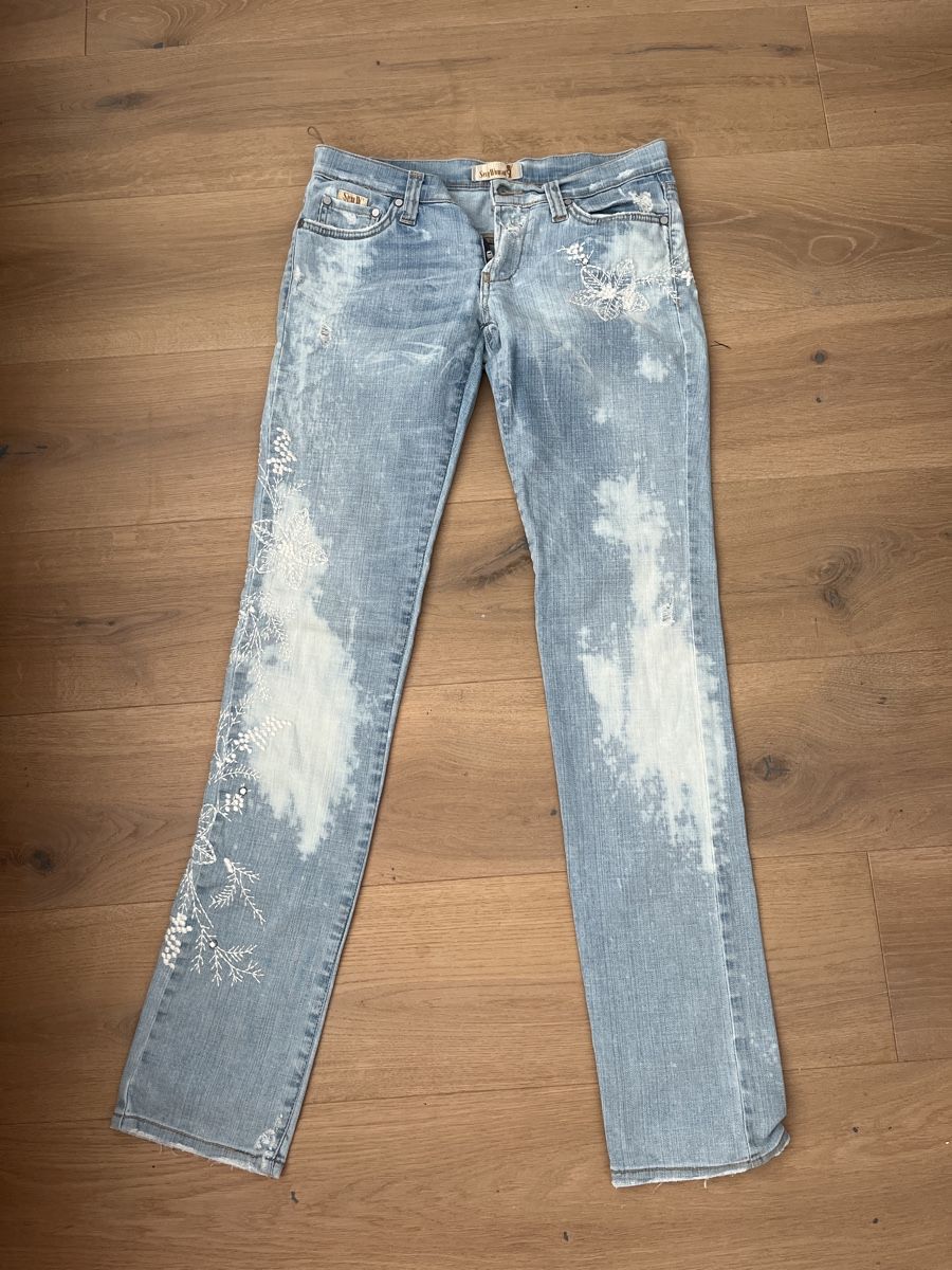 Jeans: Jeans (y2k) – Usato da Balzers venduto da liv_wzl8