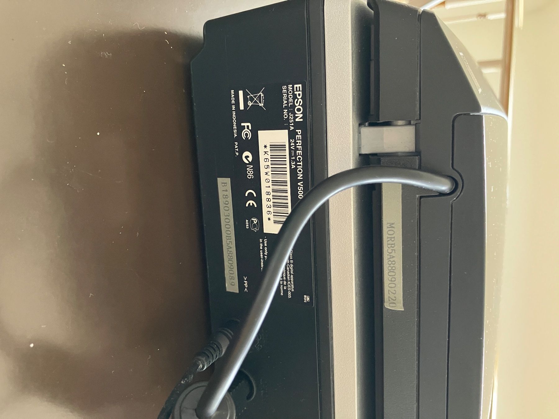 Epson Scanner: Epson Perfection V500 Scanner – Difettoso da Basel venduto da Planck01 6