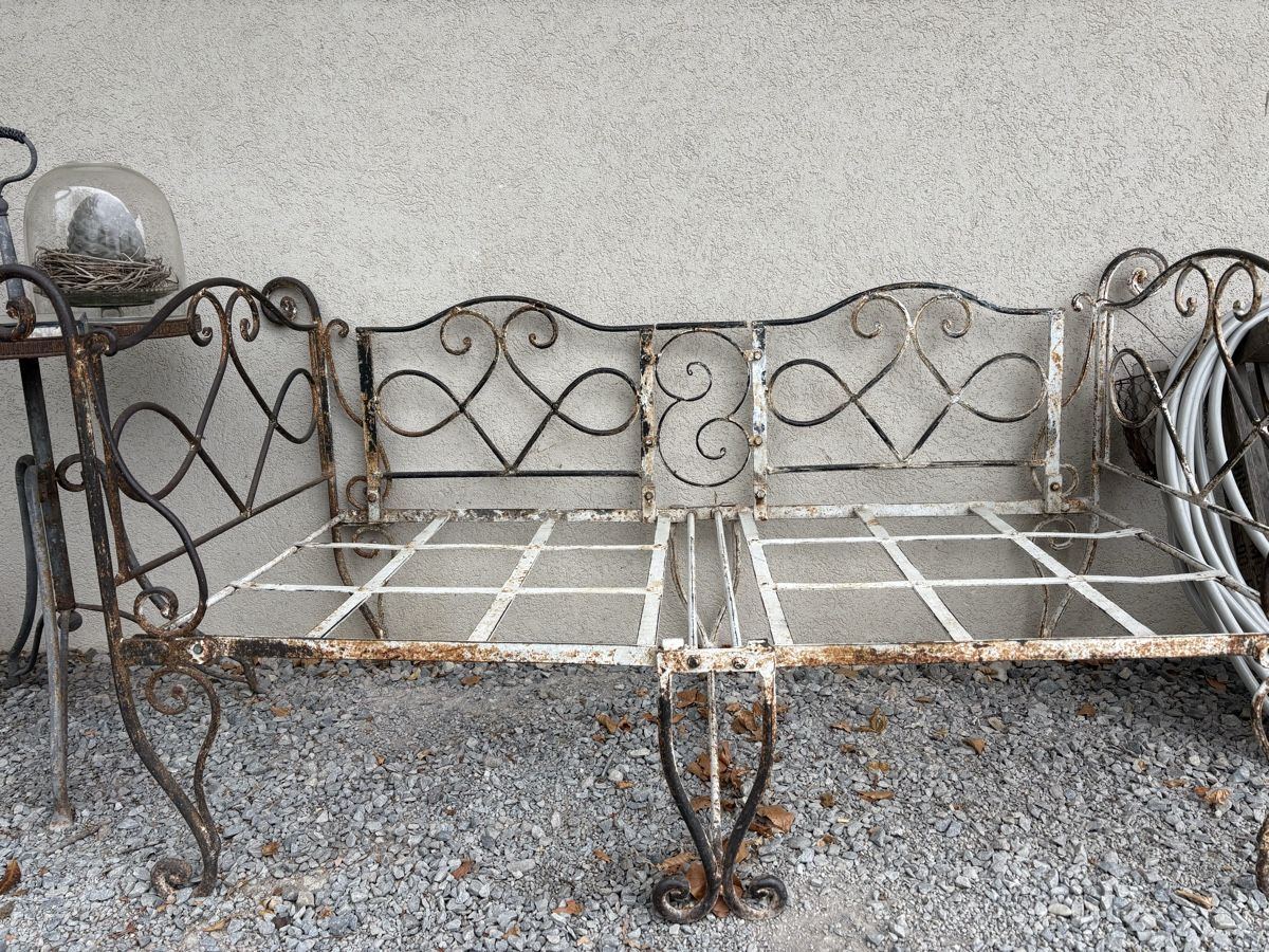 Sofas: Shabby Chic Eisensofa – D'occasion à Leuggern par hoe_h85n