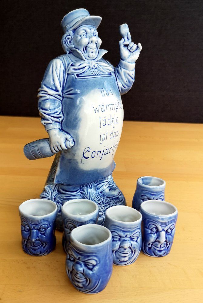 Bottiglie: Cognak Flasche mit 6 Bechern, ca. 100 Jahre alt – Usato da Giswil venduto da Pelzer