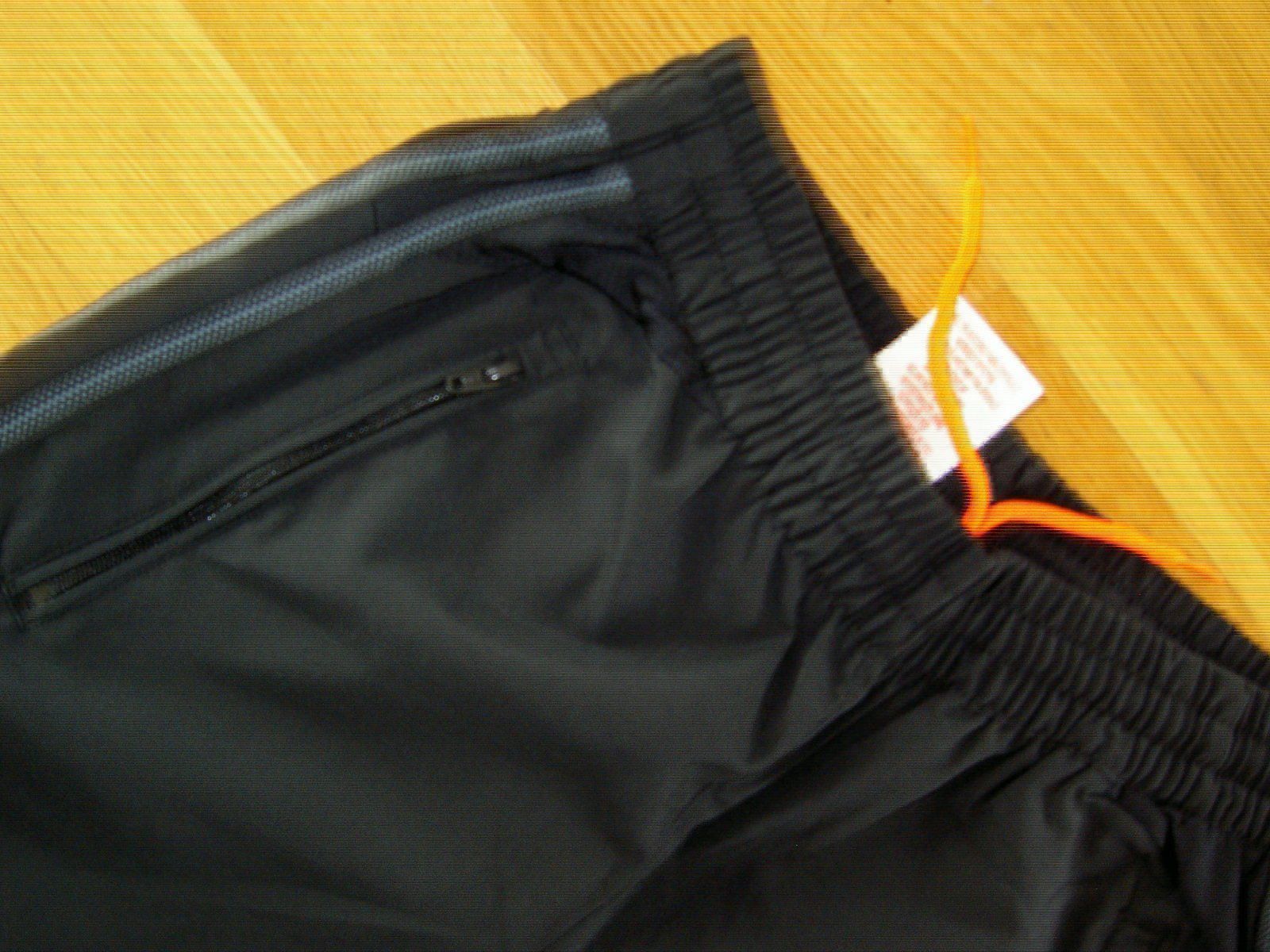 Adidas Pantalons: adidas gr.140 – Neuf avec emballage d'origine à Bettlach par Tradenet100 1
