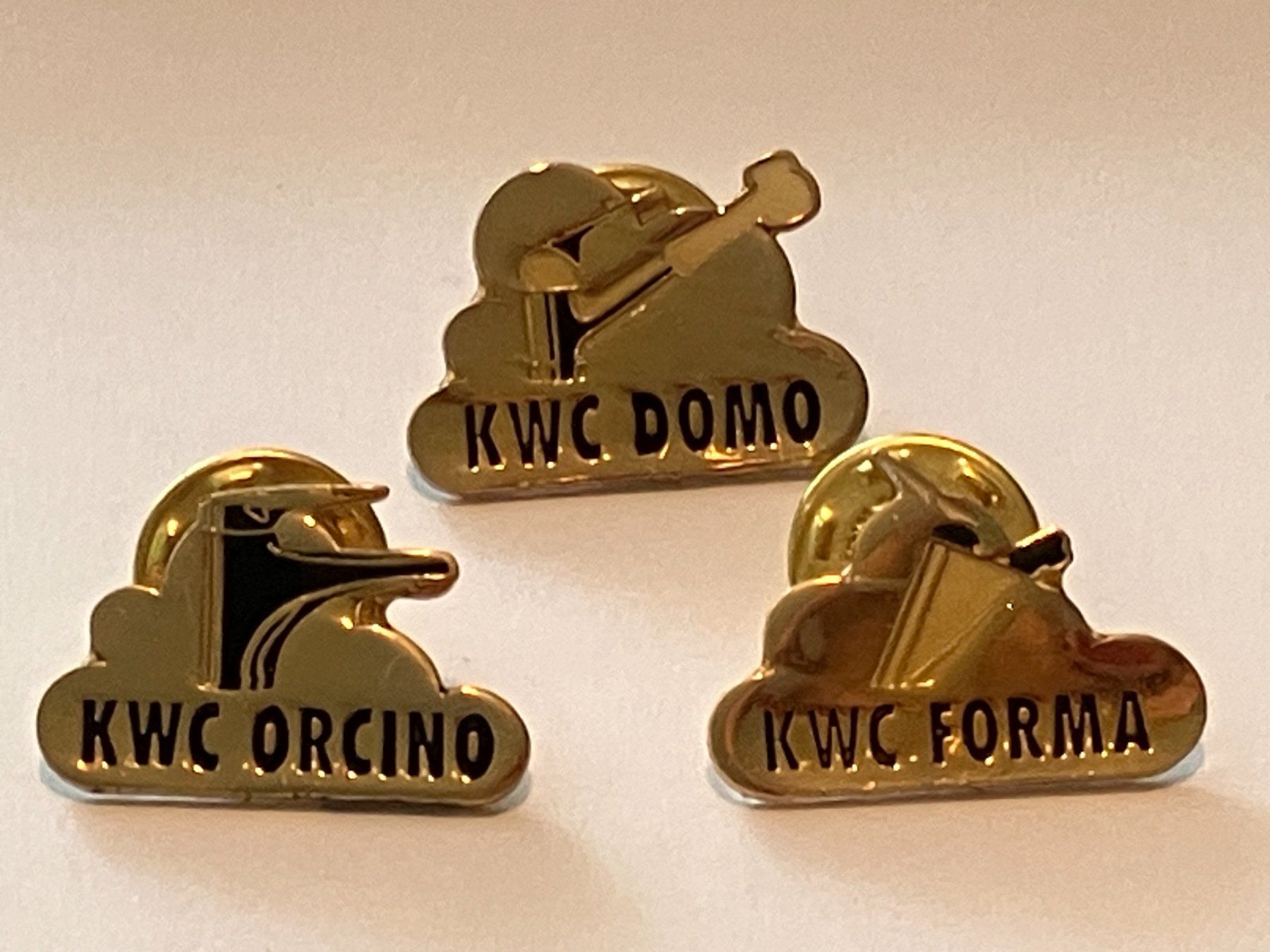Placchette & Badge: 3 Pin KWC Domo / Orcino / Forma – Usato da Basel venduto da djwwpp