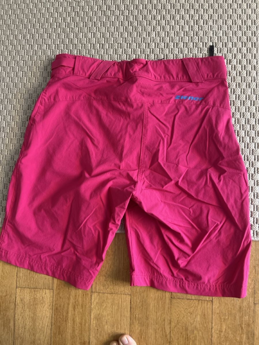 Ziener Hosen: Shorts, Ziener, pink, 36 – Gebraucht aus Solothurn von Bobesch08 2