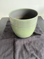 Blumentopf H ca. 22 cm D ca. 21cm