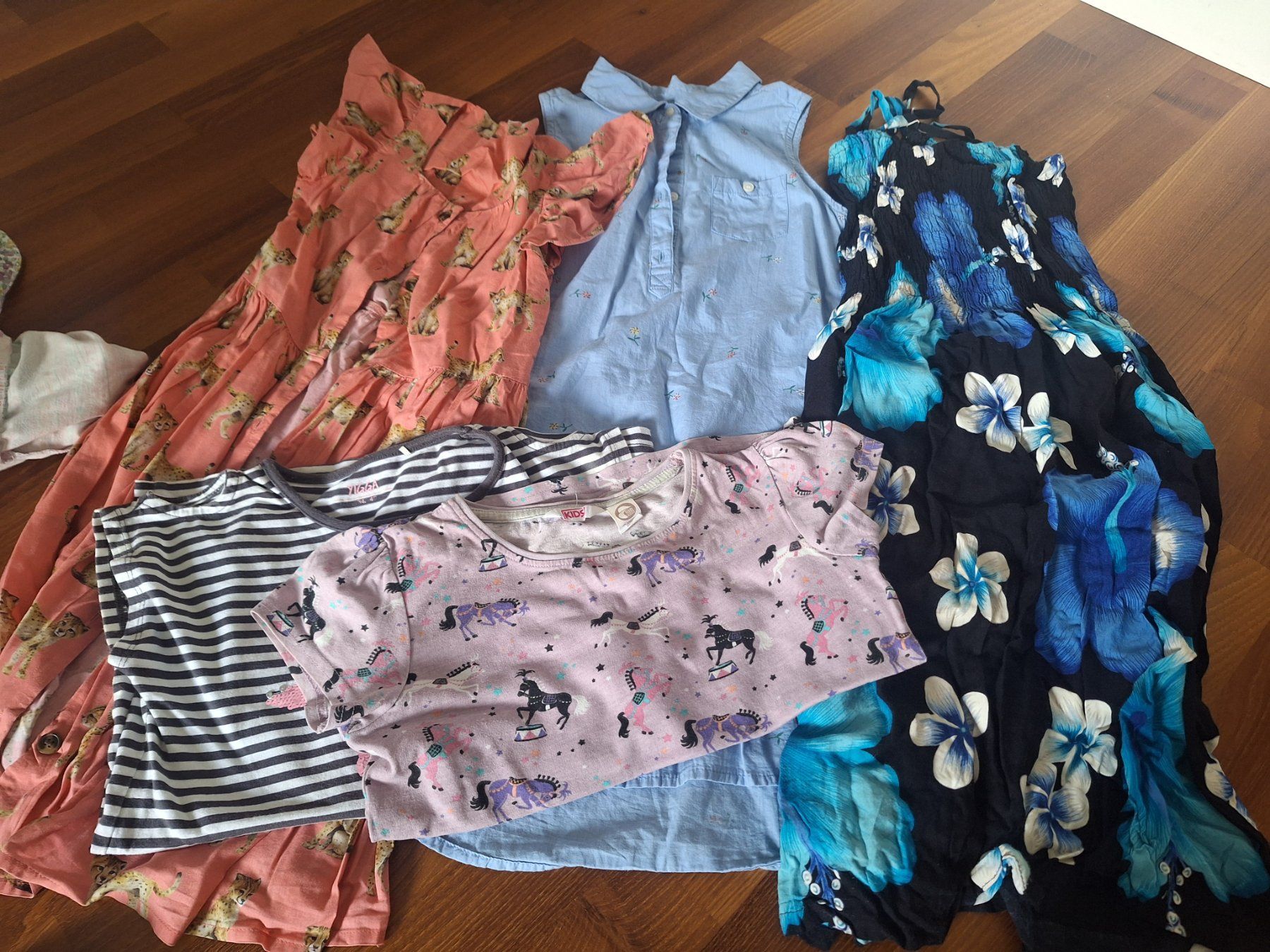 Lotti & Set di vestiti: Kleiderset 140 – Usato da Herrliberg venduto da linavogt