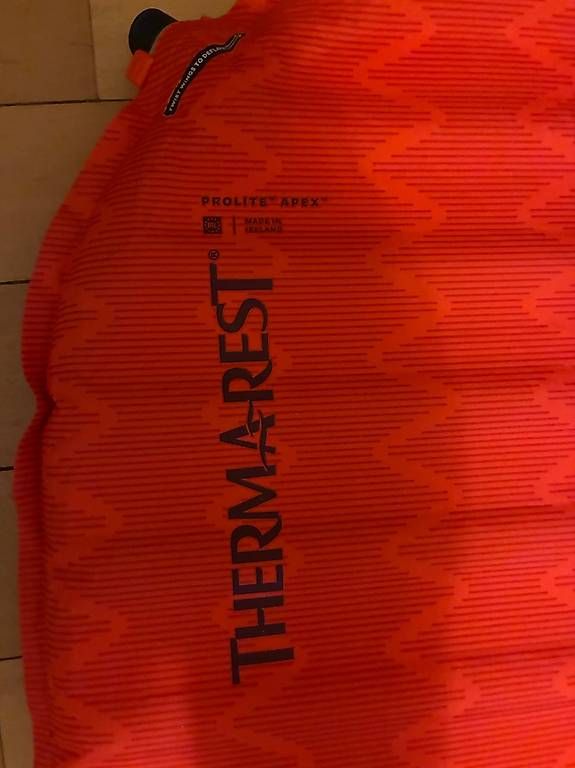 Tappetini fitness: Matte: Therm-a-rest Prolite Apex lang, gebraucht – Usato da Basel venduto da SelineS 1