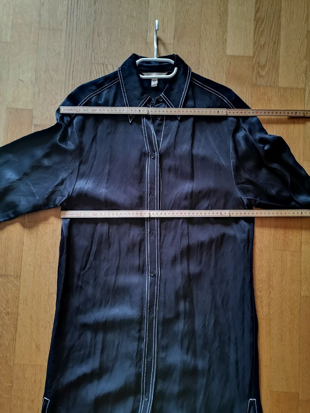 H&M Robes: Satin Viskose Leinen Hemdkleid H+M, neu – Neuf (Voir description) à Uerikon par pink_flamingo 7