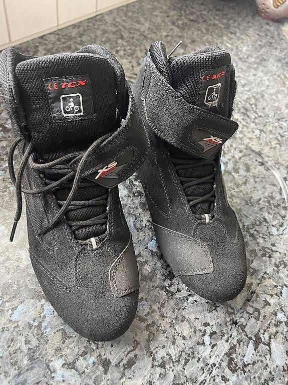 Scarpe da uomo: TCX motorradschue 9501 Square EVO – Usato da wiesendangen venduto da Luna120