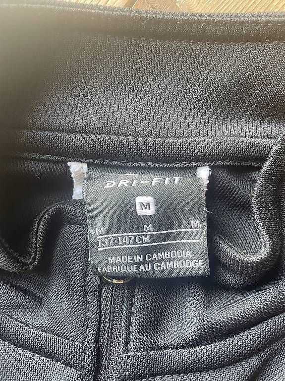 Pullover & Sweatshirts: dünnes Jäckli – Gebraucht aus oberdiessbach von phslif 2