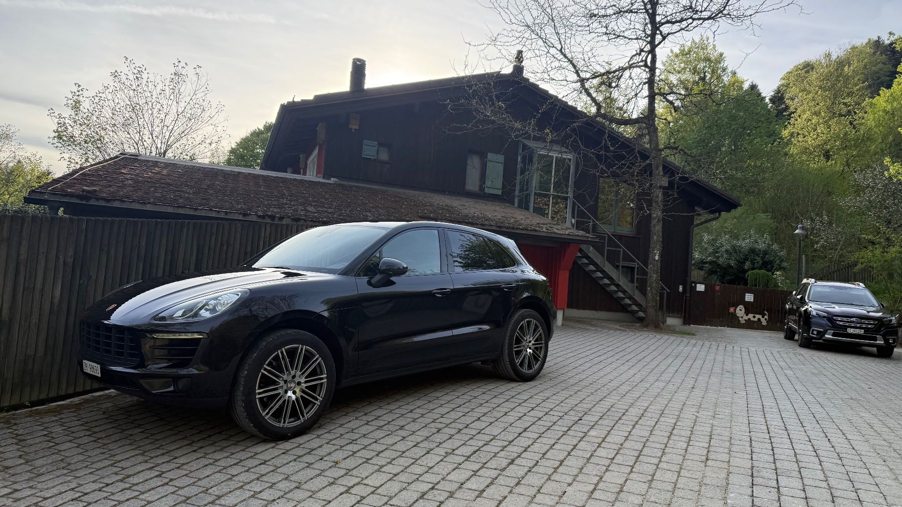 Porsche Automobili: Porsche Macan 2.0 Blackline – Usato da Steg im Tösstal venduto da Beckerbande 8