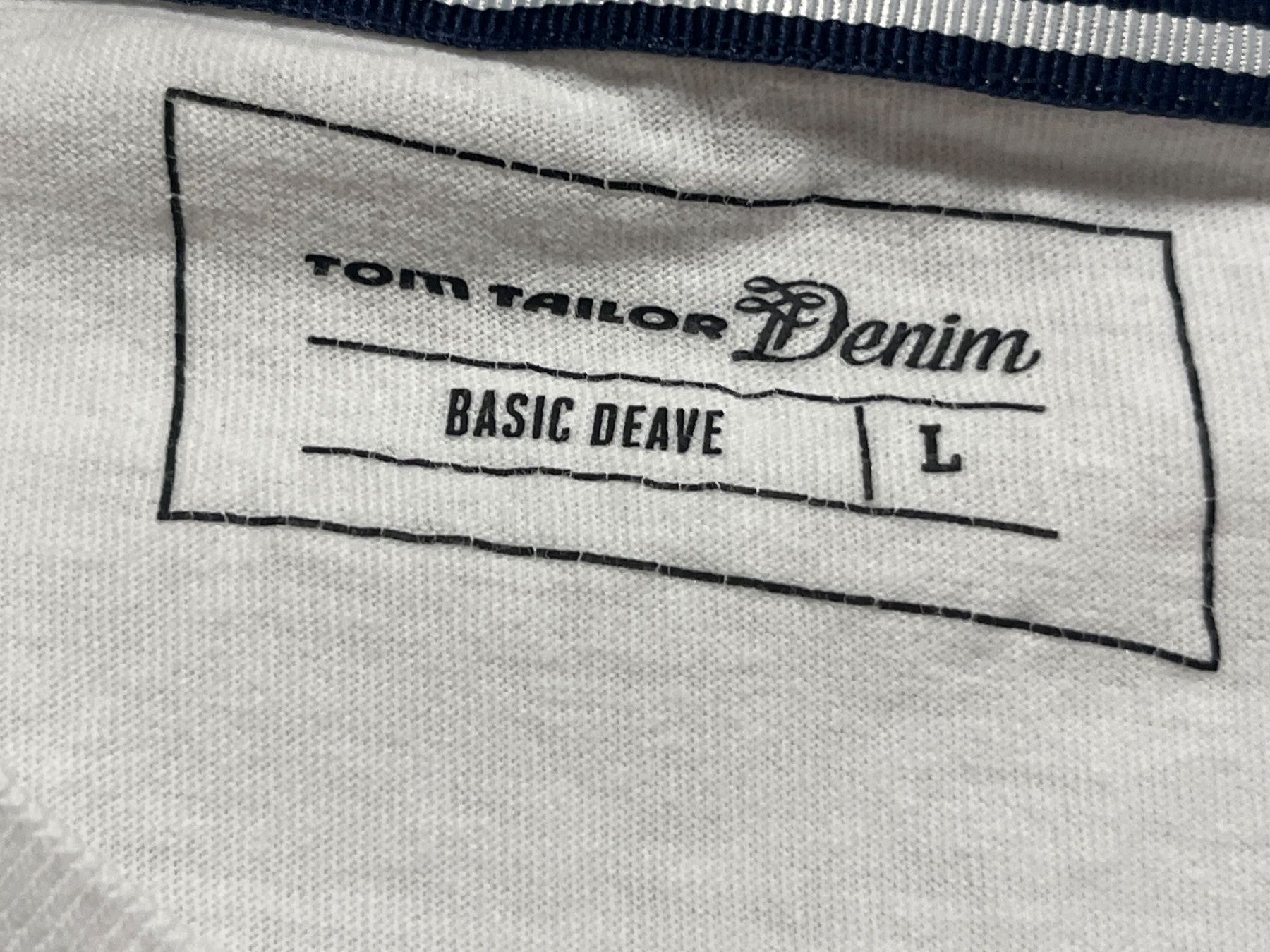 T-Shirts: T-Shirt Tom Tailor Denim Tiger Print Weiss Gr. L – Gebraucht aus Hinterkappelen von Kim1992 1