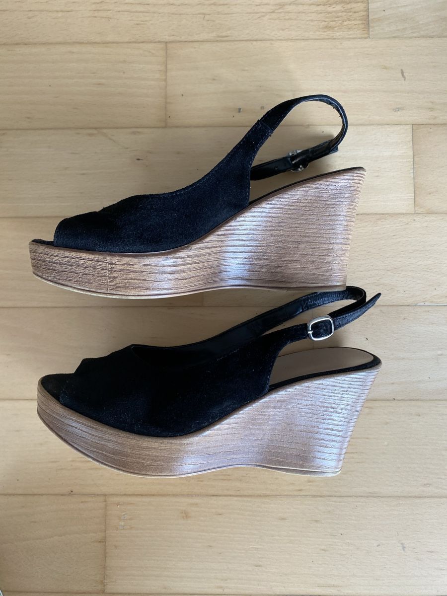 Scarpe da donna: 2 Keilsandaletten Gr.: 36 – Usato da Buchrain venduto da Booster10 2
