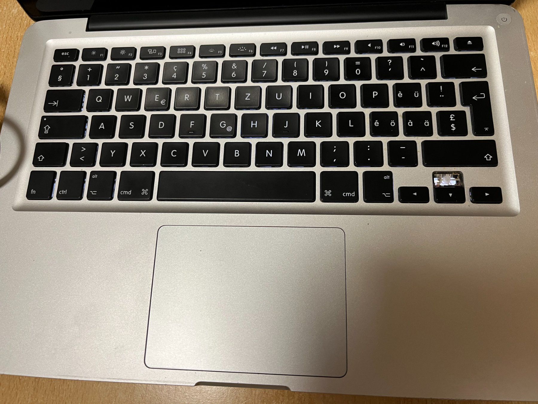Apple Notebooks: MacBook Pro 13 2012 – Defekt aus Winterthur von  1