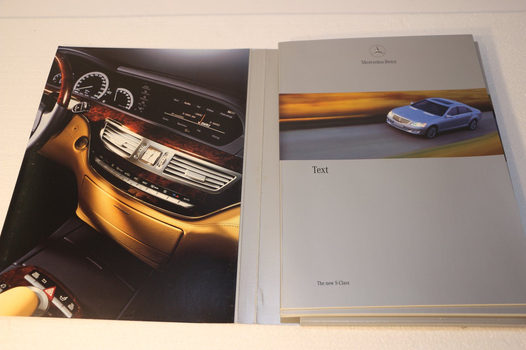 Mercedes-Benz Documenti: Pressemappe Mercedes Benz Class S – Usato da Corminboeuf venduto da corbay 1