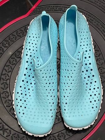 Wasserschuhe / Badeschuhe, Grösse 37/38, neuwertig