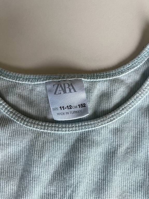 Zara Camicette, T-shirt & Top: Débardeur Zara - 11/12 ans – Usato da Geneve venduto da maremonte 1