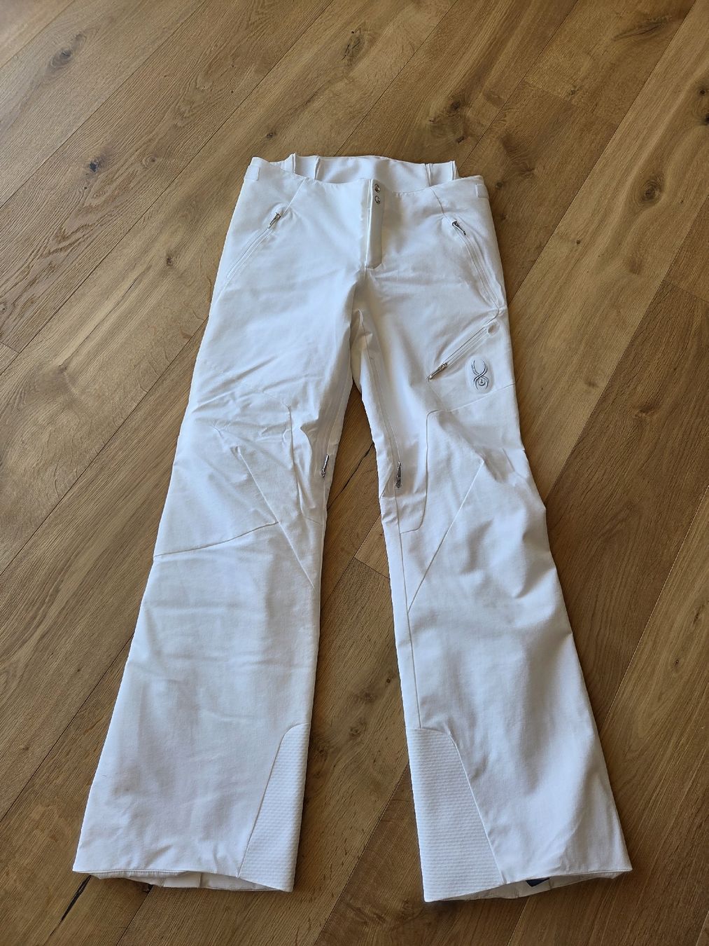 Spyder Pantalons: schöne Skihose Spyder – D'occasion à Wiesendangen par Sinhuk