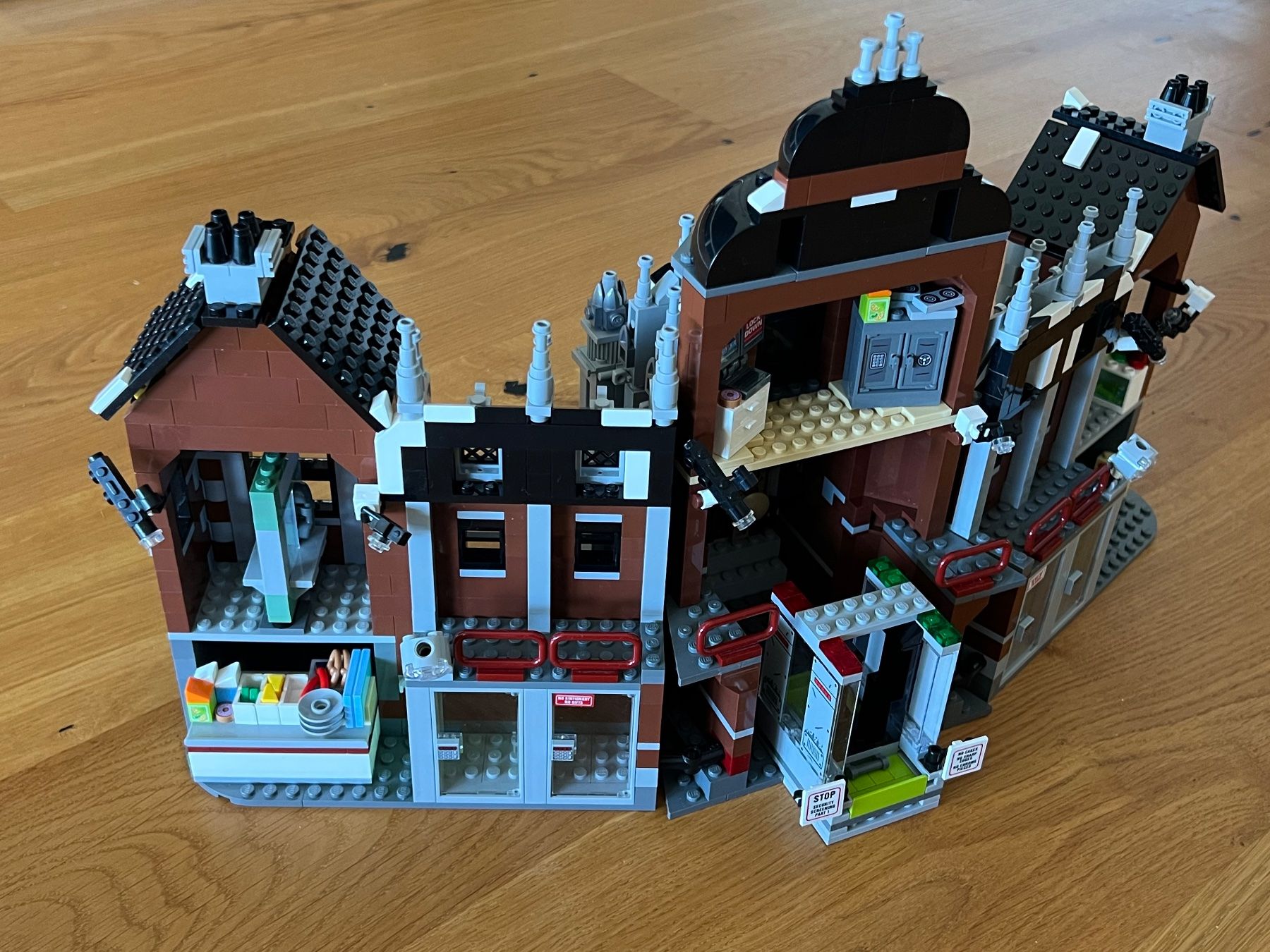 Lego Kit di costruzioni: 70912 LEGO Super Heroes "Arkham Asylum" GRATIS VERSAND – Usato da Neuenegg venduto da mocbricks 2