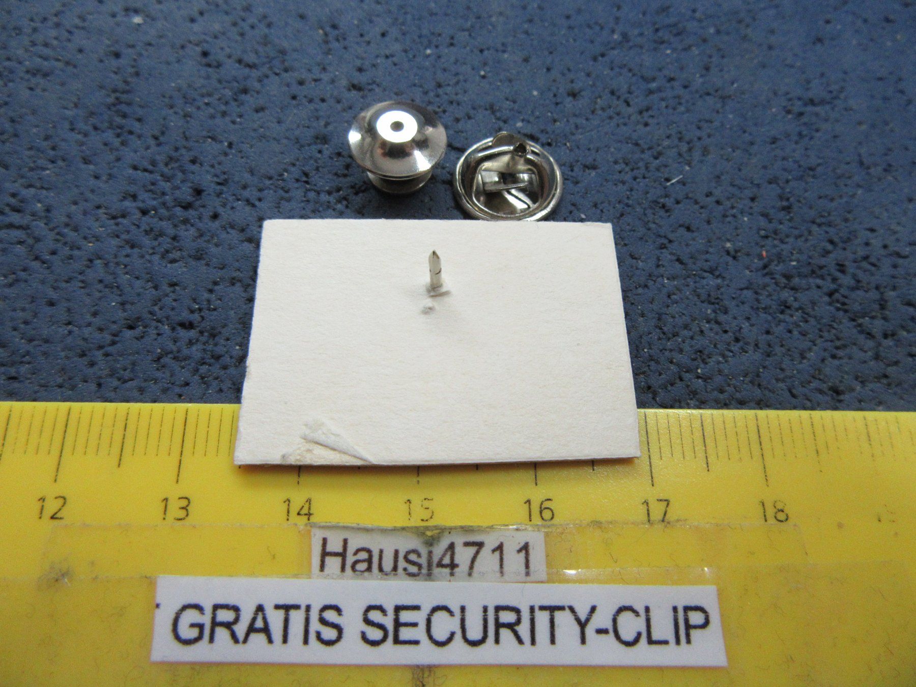 Austin Placchette & Badge: AUSTIN SEVEN 1924 AUTO PIN GLASIERT MIT SECURITY-CLIP – Usato da Ettingen venduto da Hausi4711 1
