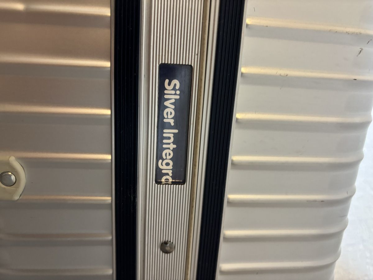 Rimowa Valigie: RIMOWA 60L KOFFER – Usato da Turgi venduto da AJ5300 7