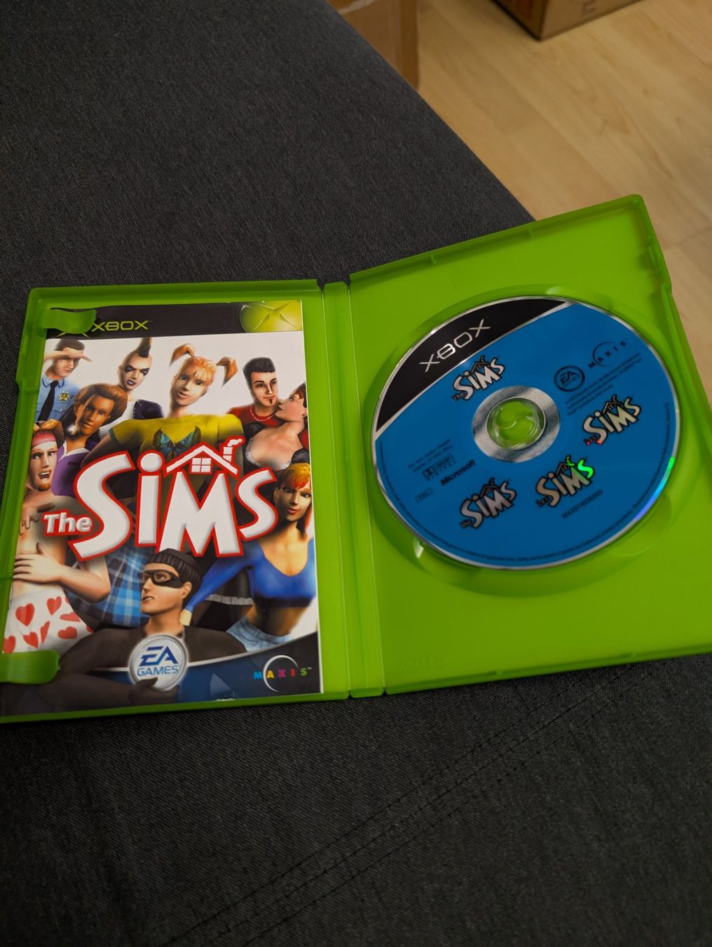 Giochi: The sims Microsoft Xbox – Usato da Giubiasco venduto da Ticinerd 2