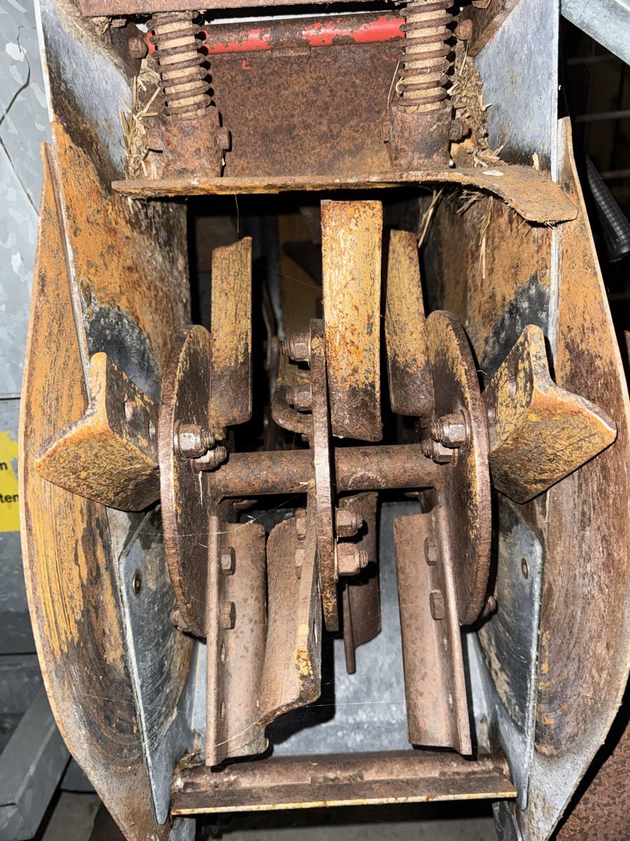 Alle Maschinen: Miststreuer Gafner 2400A – Gebraucht aus Muotathal von Power_87 5