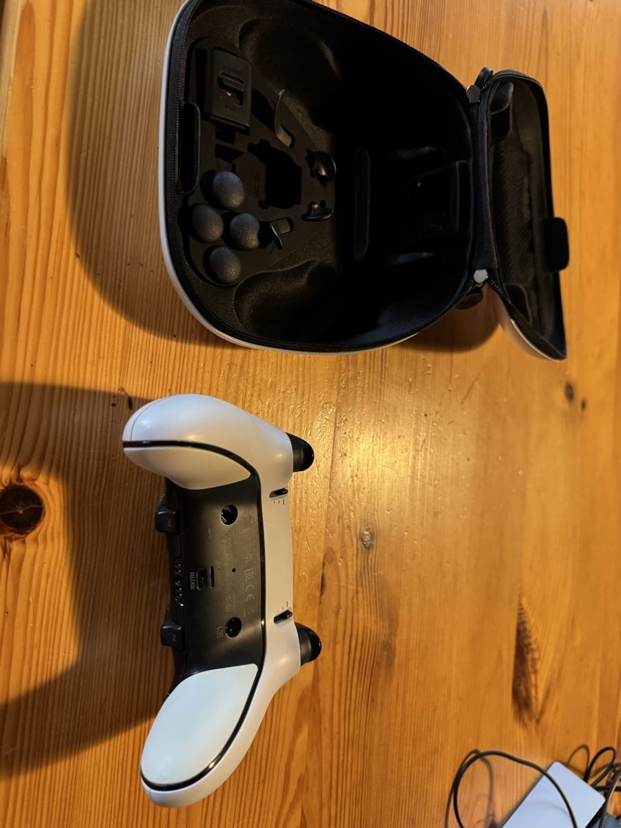 Sony Manettes: PS5 Profi Controller Dualsense – D'occasion à Schwerzenbach par nik_bcj2 2