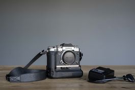 Fujifilm X-T2 Kamera mit Batteriegriff gebraucht