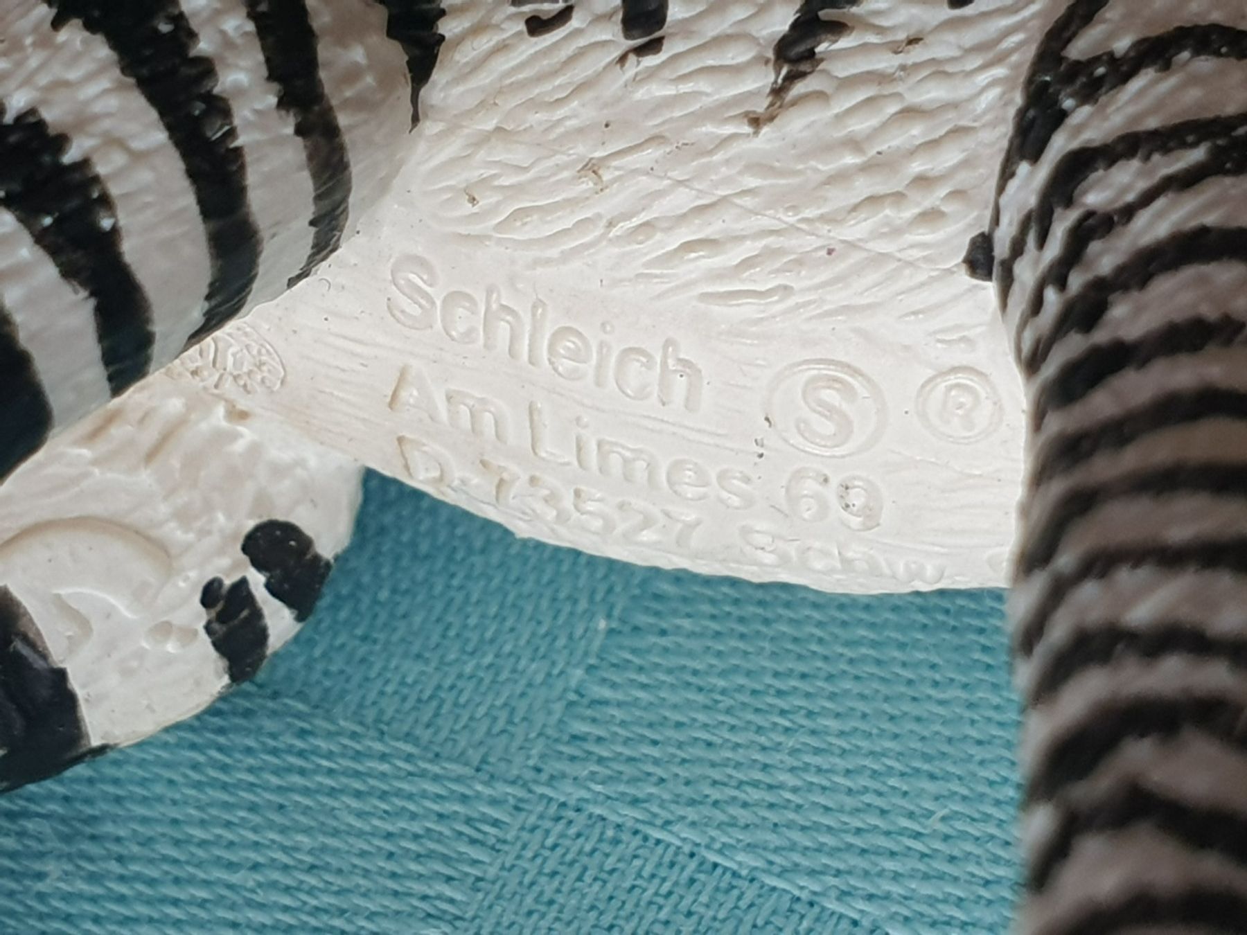 Schleich Figurines: Zebra Fohlen Schleich Tier – D'occasion à Mörschwil par spirspi 8