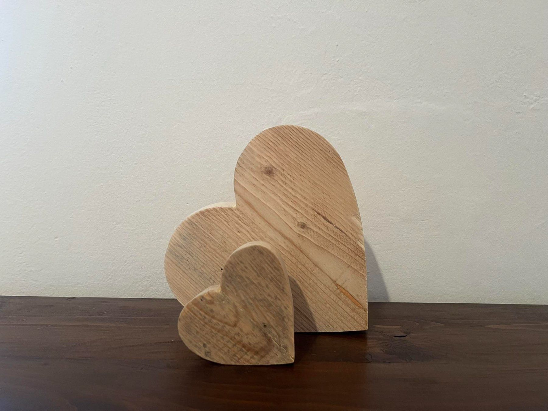 Toutes les décorations: Cuori legno - set 2 pezzi – Neuf (Voir description) à Comano par nadiamvr