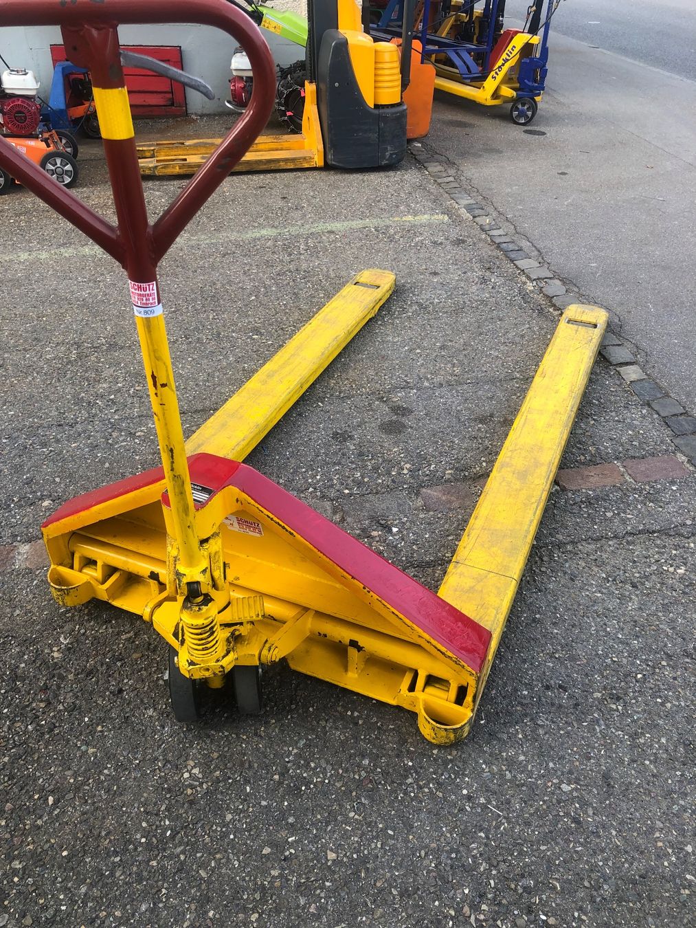Carrelli elevatori e a forche: Stöcklin Palettrolli Gabellänge 180 cm – Usato da Embrach venduto da embr12