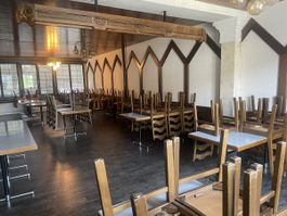 Restaurant Tische & Stühle für CHF 1.-  !!!