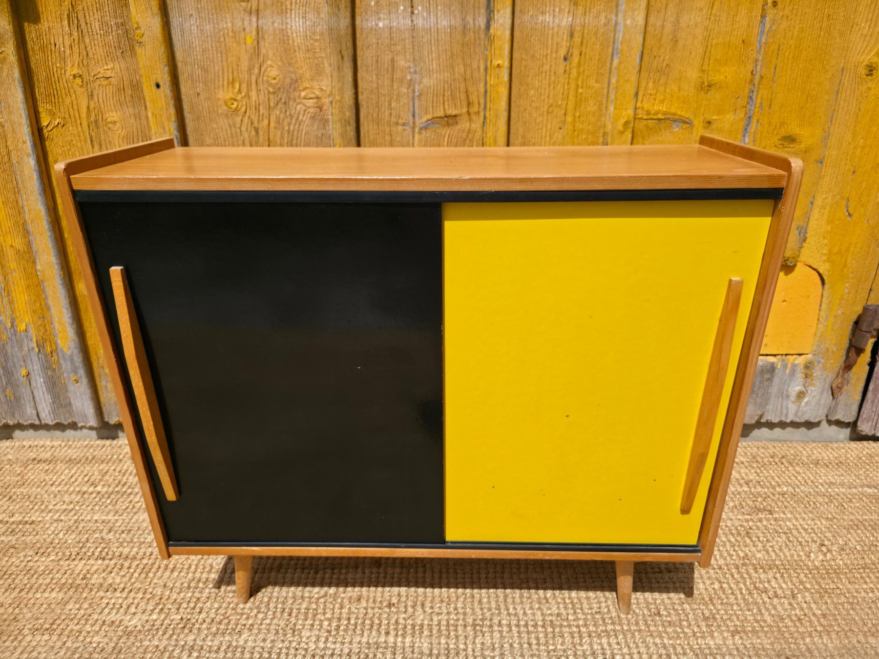 Kommoden: Schiebetüren Sideboard 50er Pago style restauriert – Gebraucht aus Haslen AI von Vintagelix 4