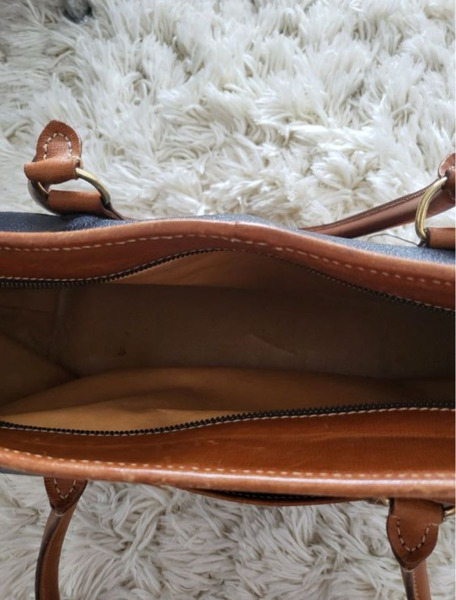 Escada Taschen für Damen: Schultertasche von Escada – Gebraucht aus Bern von nui_6vmk 3