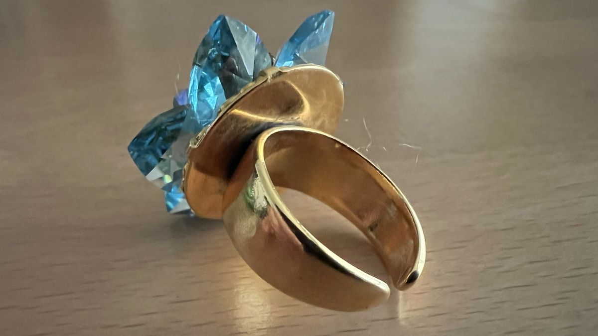 Swarovski Bagues: Swarowski Ring – D'occasion à Bottmingen par con_zrf7 2