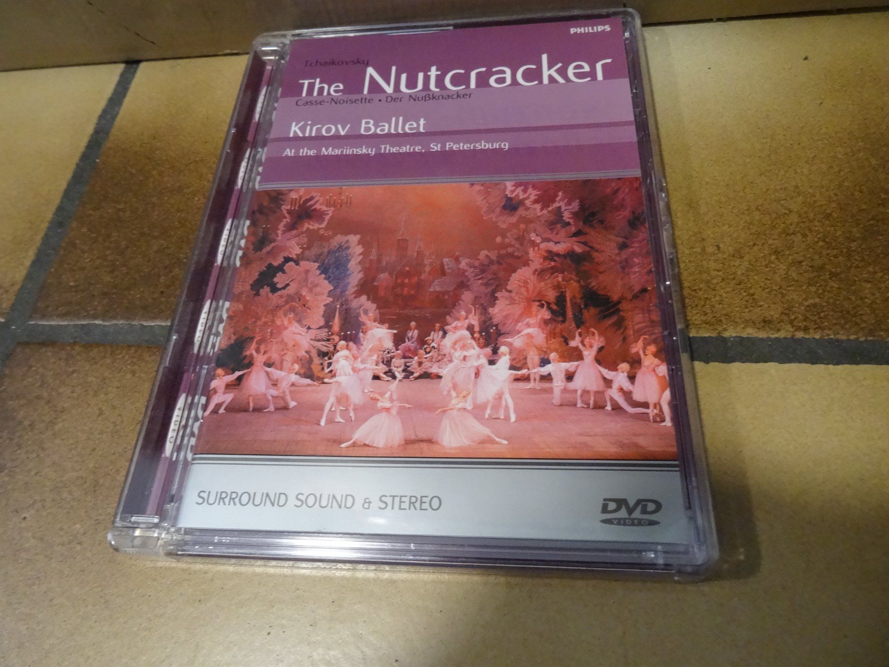 Tutti i DVDs: DVD Der Nussknacker Kirov Ballet – Usato da Olten venduto da Disc-Ausverkauf