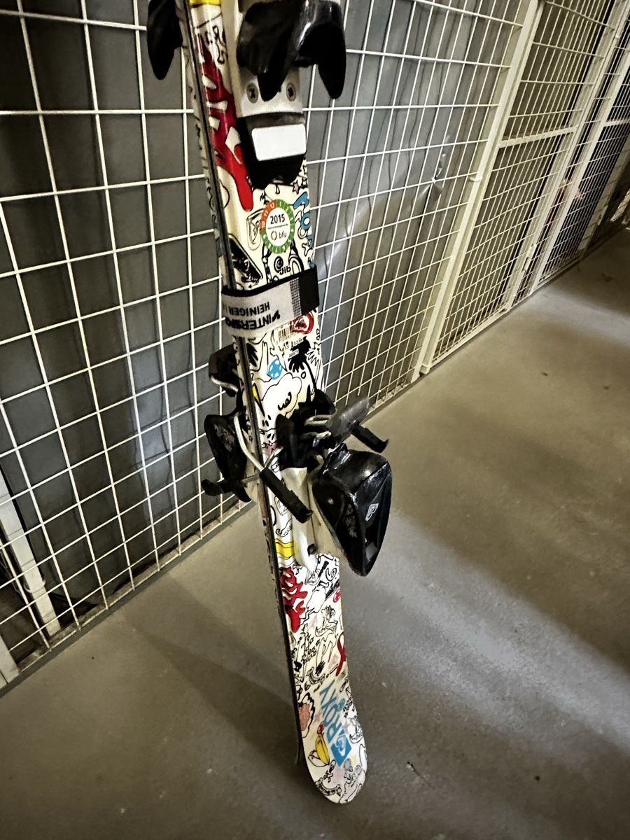 Roxy Skis: Roxy Freestyle-Ski (Frauen) – Gebraucht aus Lyss von REAL-R 3