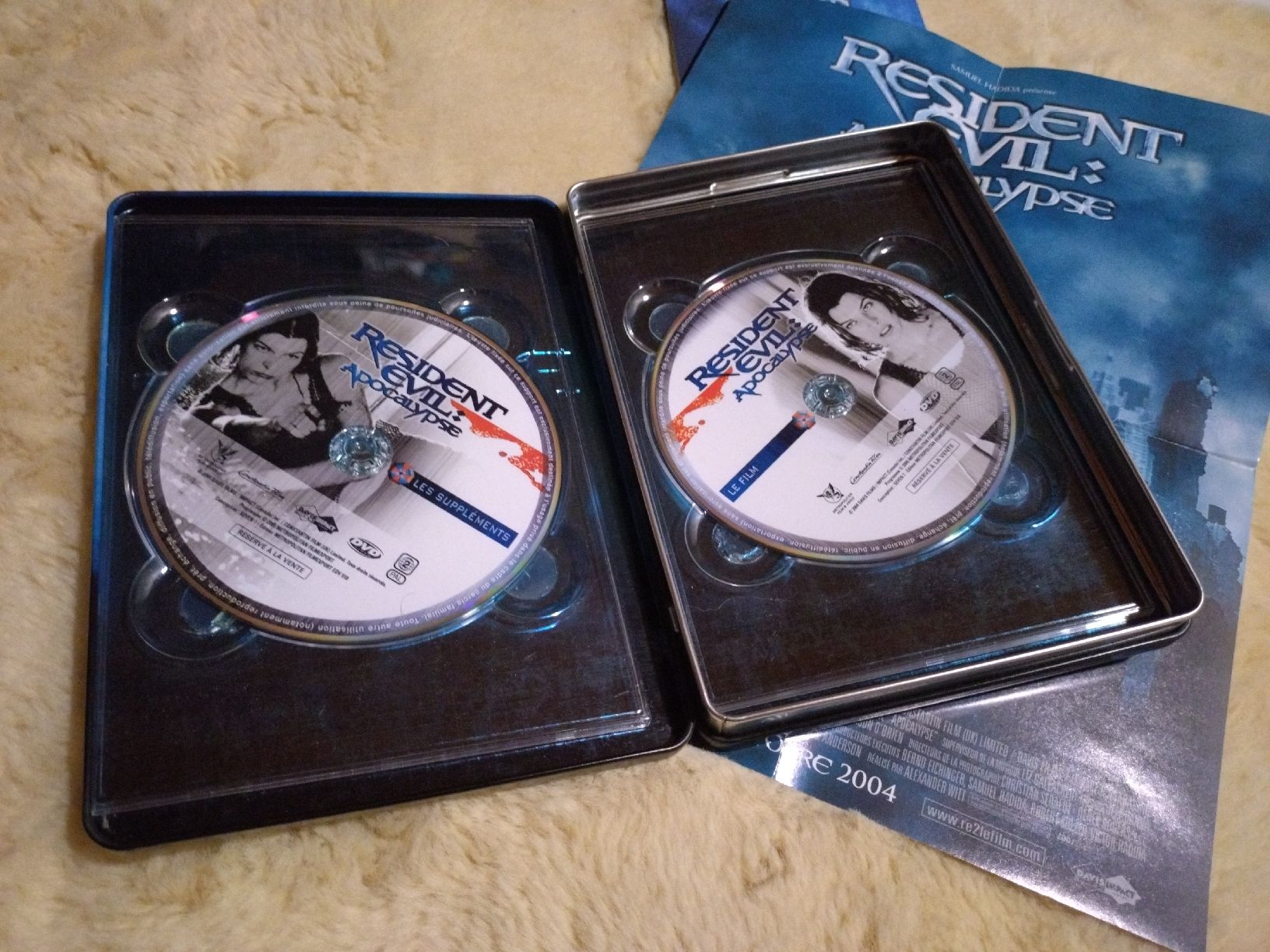 Tutti i DVDs: Resident Evil Apocalypse - Édition Métal Collector  – Usato da Farvagny-le-Grand venduto da LaCaverne 1