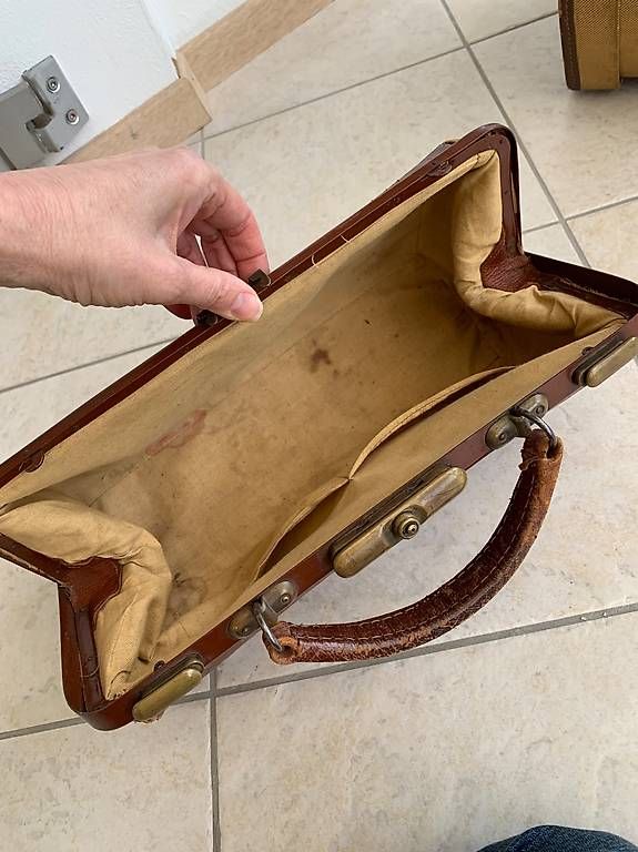 Reisekoffer: Mallette de médecin ancienne  – Gebraucht aus Etoy von san_78xt 3