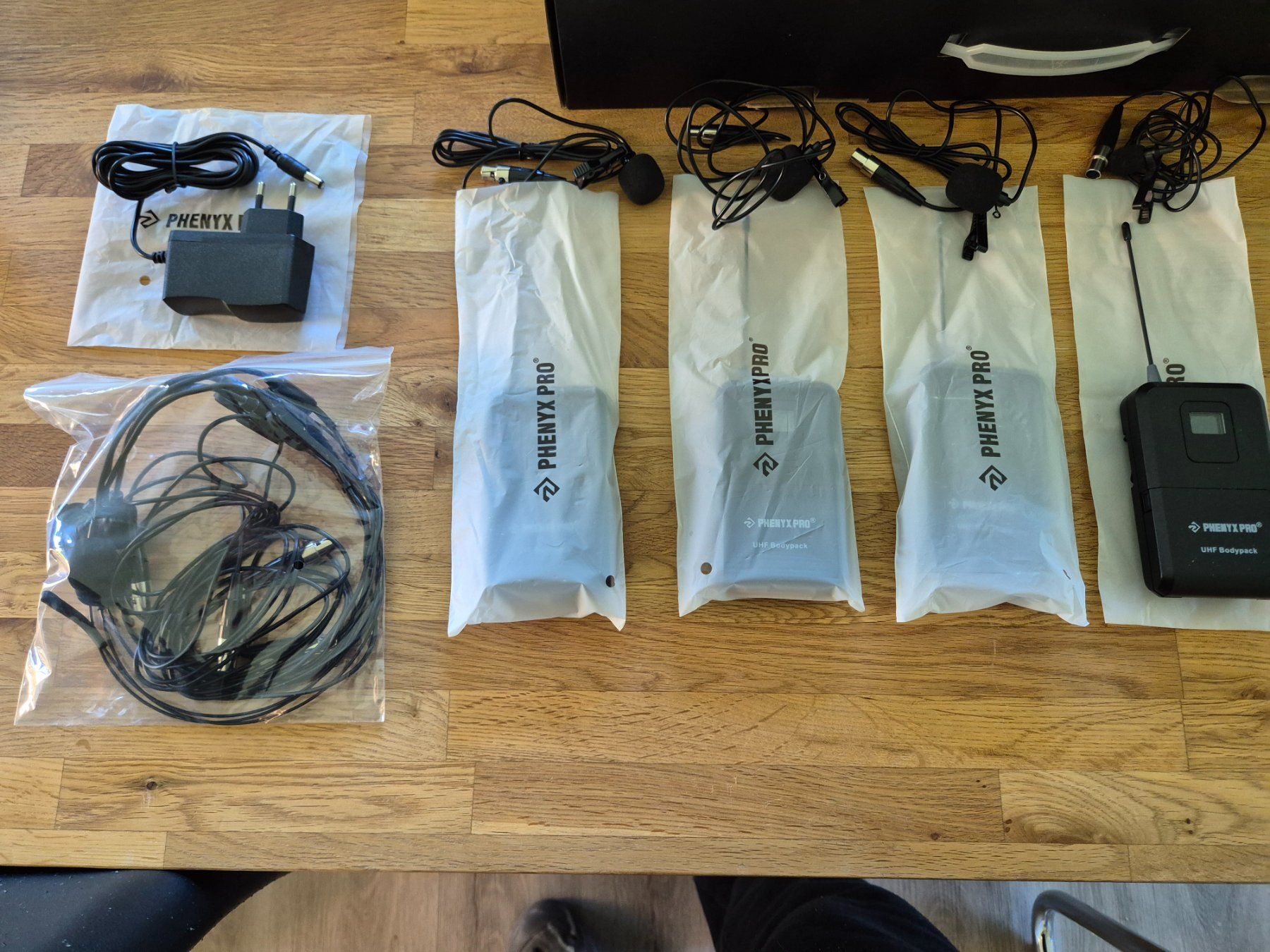 Microphones: Microfone Heatset Wireless 4- set – D'occasion à Ennetbühl par Rietbad 2