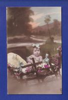 ENFANT - Bébé au berceau
