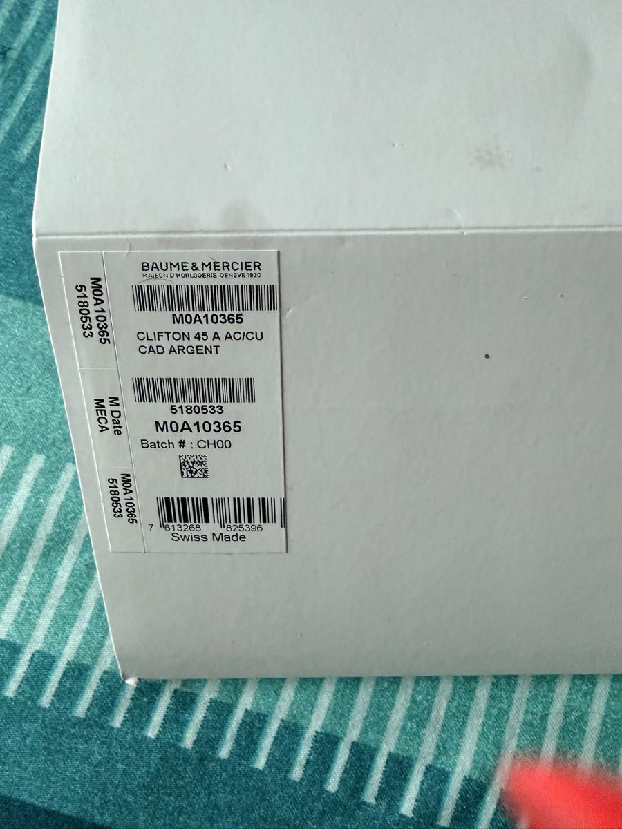 Baume & Mercier Uhren: Baume & Mercier Clifton Automatic Neu & ungetragen – Neu und originalverpackt aus Perlen von fra_jjt6 2