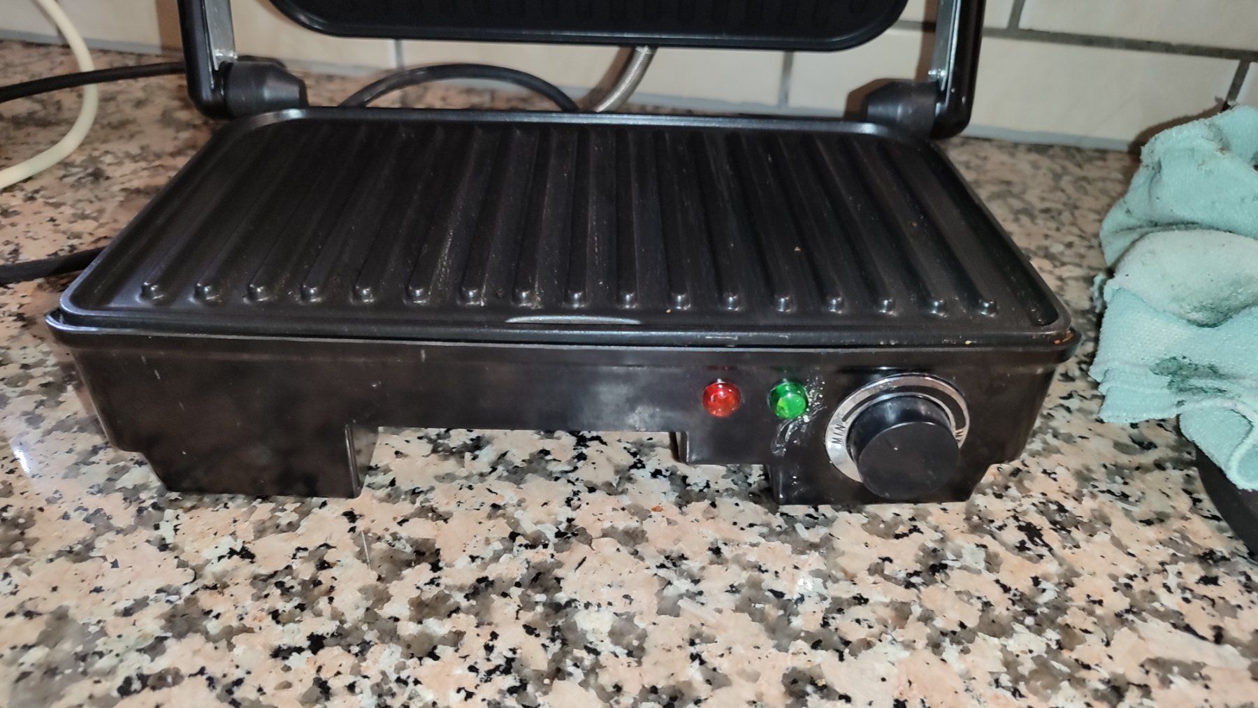 Fust Appareils de cuisine: Sandwich-Maker, Fust, Top-Zustand – D'occasion à Brüttisellen par nic_xm7s 2