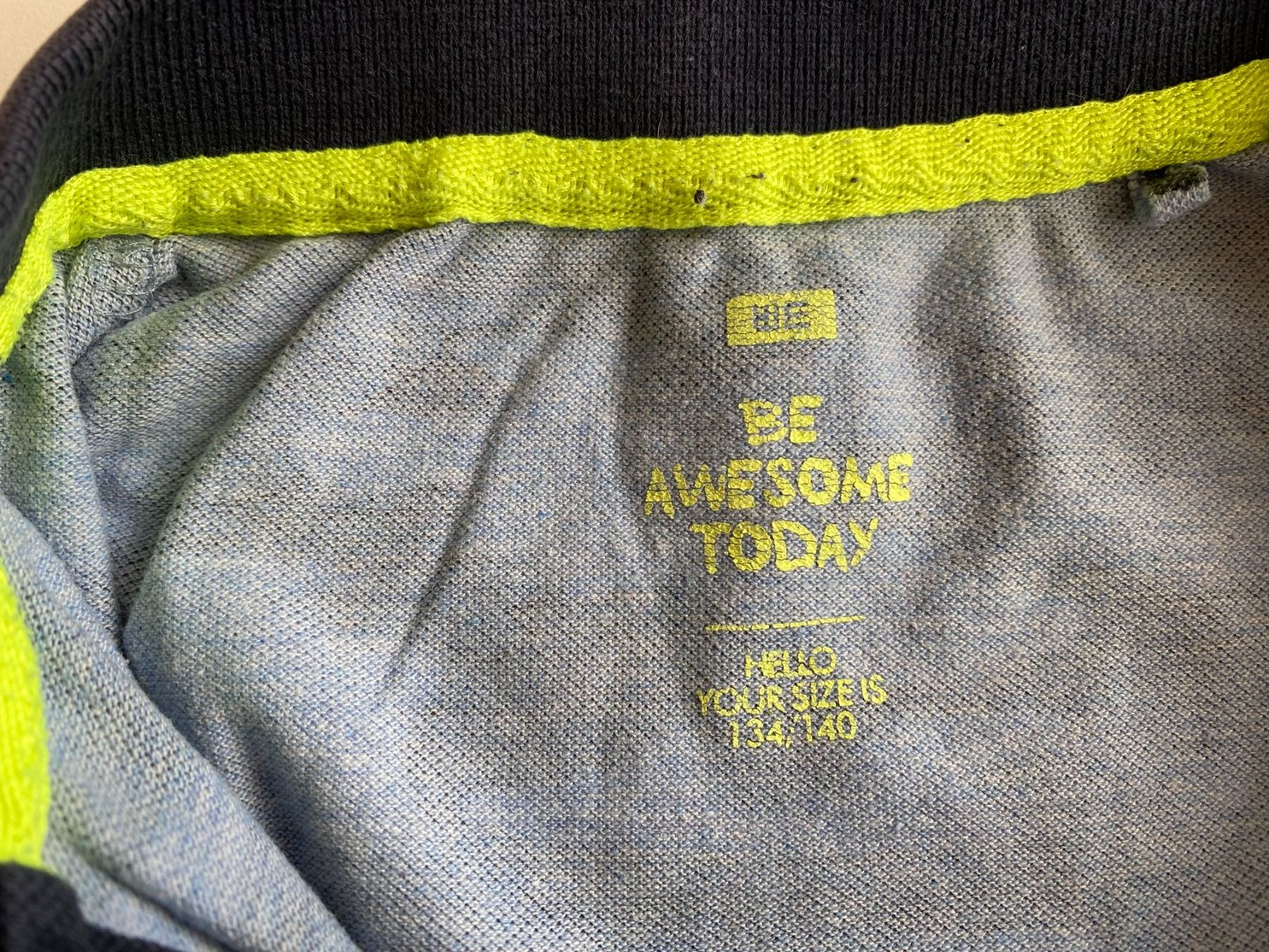 We Camicie, T-shirt & Polo: Poloshirt WE , 134/140, BE AWESOME TODAY – Usato da Wagen venduto da 20Ricola18 4