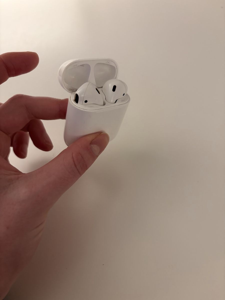 Apple Cuffie: Apple AirPods 1st Generation – Usato da Zürich venduto da jan_gf9s 2