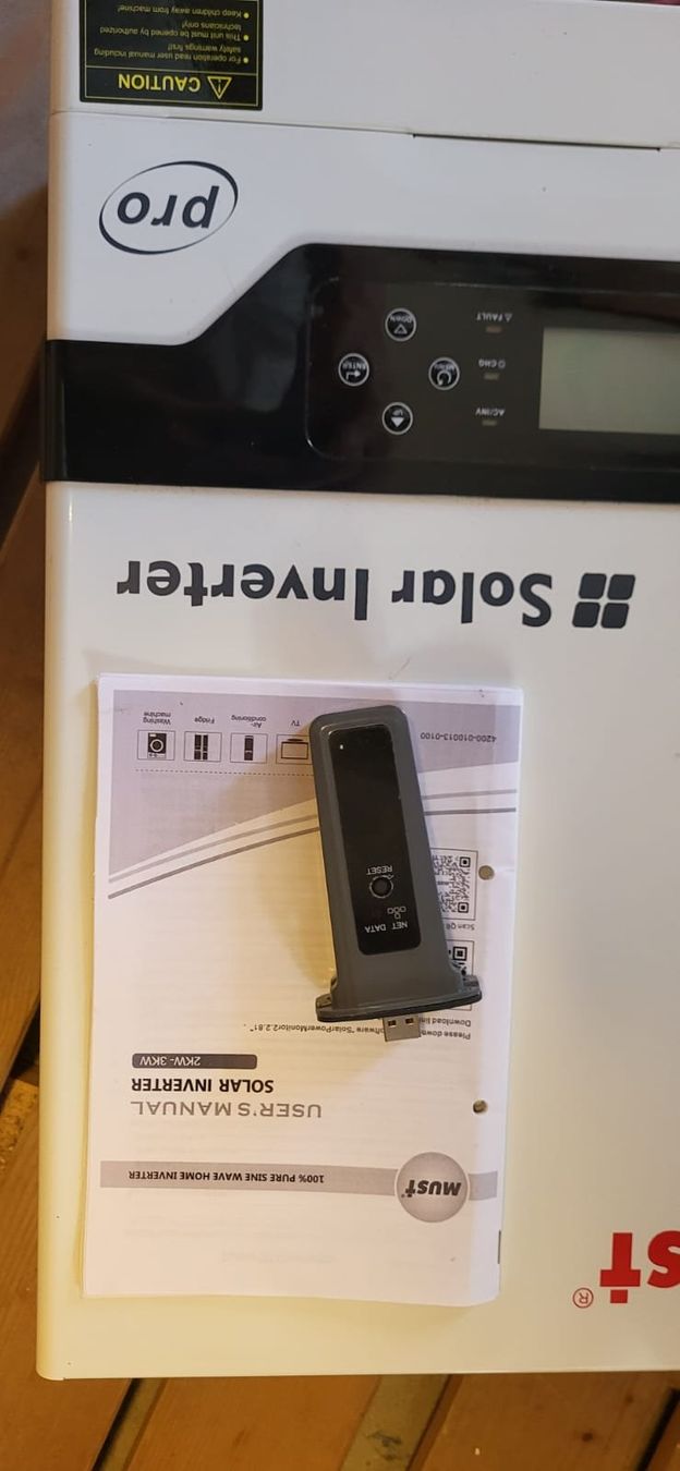 Convertitori: Solarinverter "Must" bis 3.5 KW – Usato da Zürich venduto da inf_8z82 5
