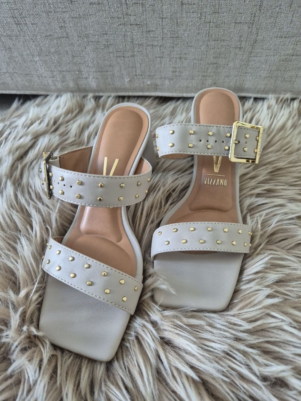 Scarpe da donna: Vizzano sandales à talons  – Nuovo (secondo la descrizione) da Vouvry venduto da M_hill