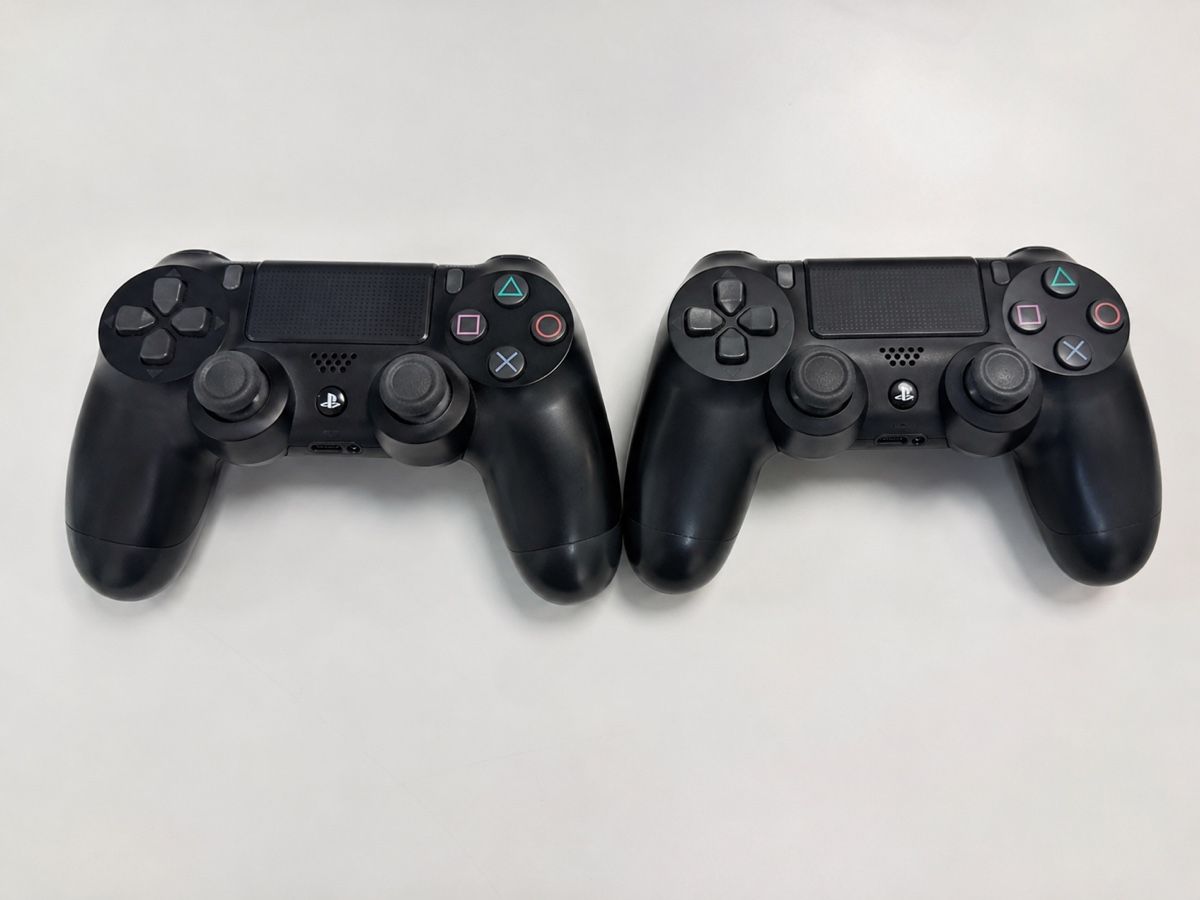 Sony Console: 2x Original PS4 Controller – Funktionieren einwandfrei – Nuovo (secondo la descrizione) da würenlos venduto da leandrosco