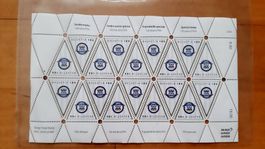 FIFA - 100 Jahre Sondermarken 2004, Helvetia, dreieckig, neu