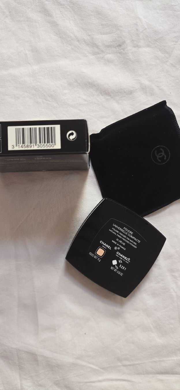 Chanel Maquillage: CHANEL POUDRE UNIVERSELLE COMPACTE 55 PECHE – Neuf avec emballage d'origine à Martigny par zin_y9tt 2